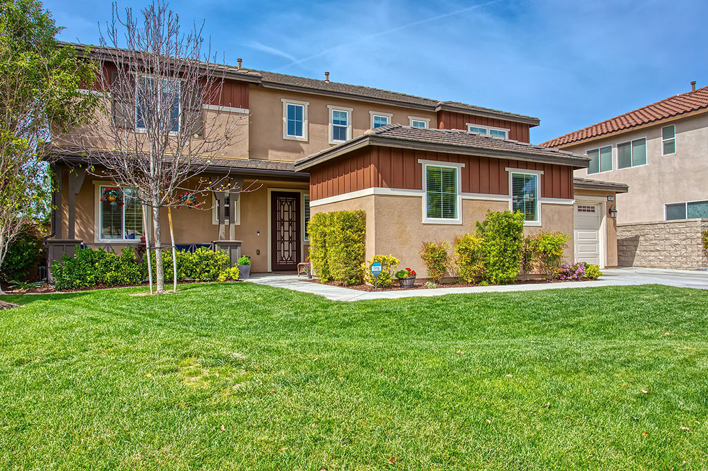 Photo of 14975 Meadows Way, Eastvale, CA 92880