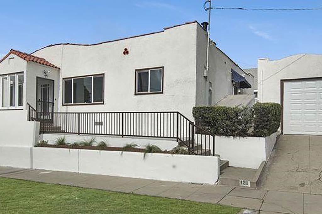 Photo of 121 S Concord St, Los Angeles, CA 90063