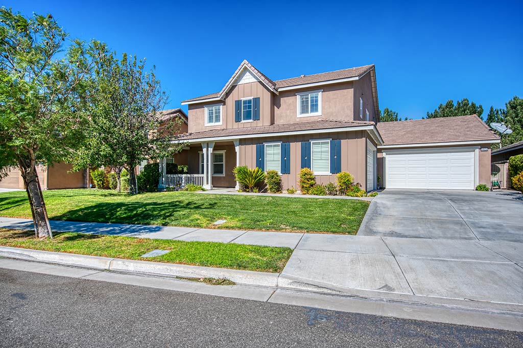 Photo of 14924 Franklin Ln, Eastvale, CA 92880