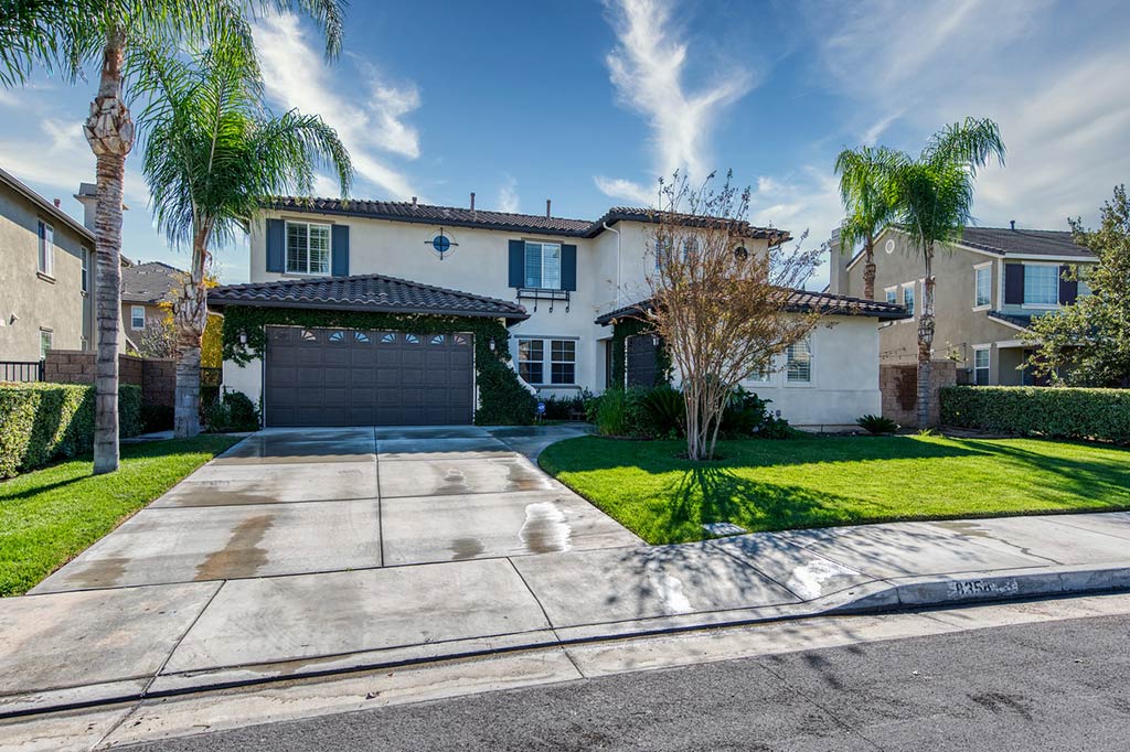 Photo of 8358 Dew Drop Ct, Eastvale, CA 92880